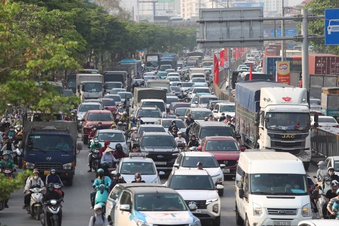 Gia đình Hà Nội băn khoăn về l