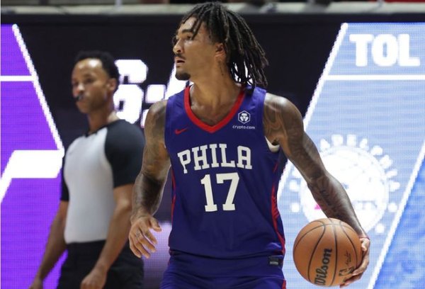 0 điểm, 0 rebound, 0 hỗ trợ, 0