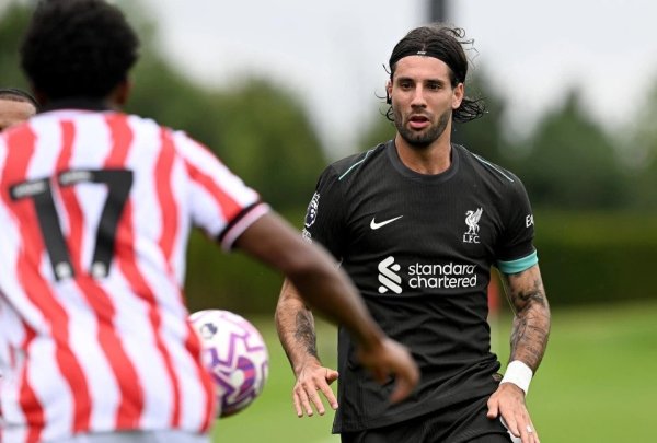 Liverpool giành được 5 bàn thắ